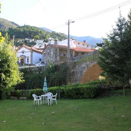 Casa Da Ponte Alvoco da Serra