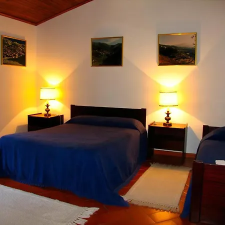 Casa Da Ponte Farm stay Alvoco da Serra