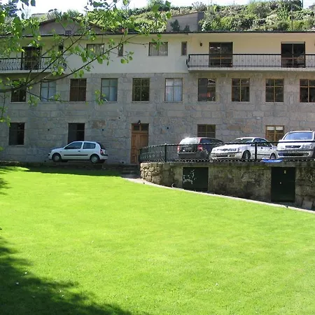 Casa Da Ponte Alvoco da Serra