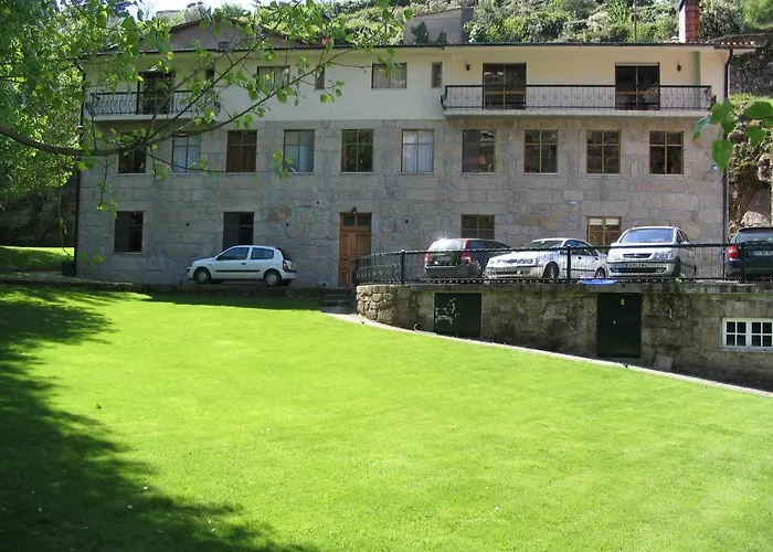 Casa Da Ponte Alvoco da Serra