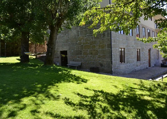 Casa Da Ponte Çiftlik konaklama *