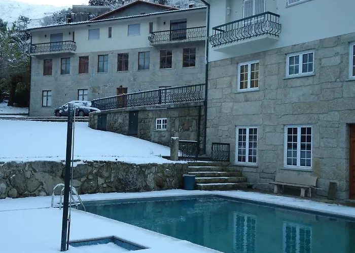 Casa Da Ponte مزرعة للإقامة Alvoco da Serra